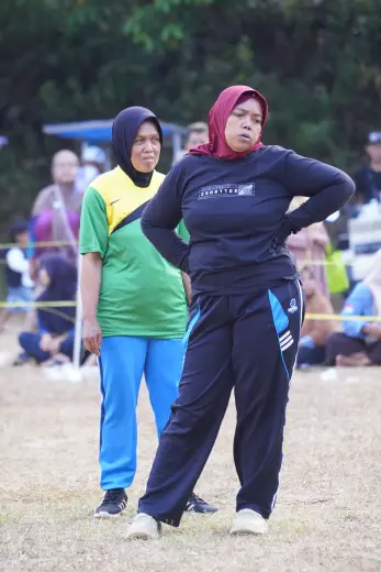 RT02 RW09 VS RT03 RW09 13