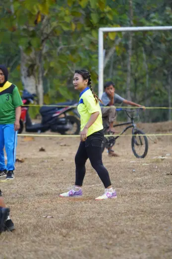 RT02 RW09 VS RT03 RW09 52