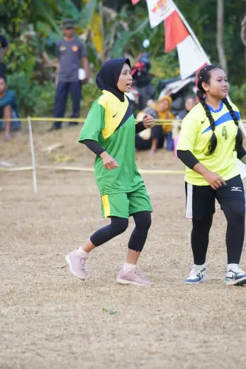 RT02 RW09 VS RT03 RW09 62