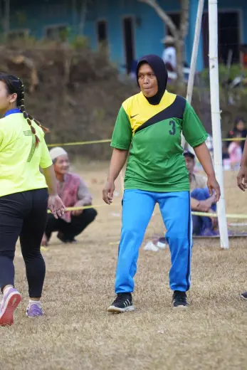 RT02 RW09 VS RT03 RW09 71