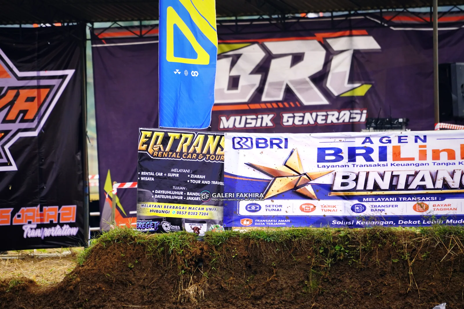DSC8727 Olahraga Grasstrack AntiCrop