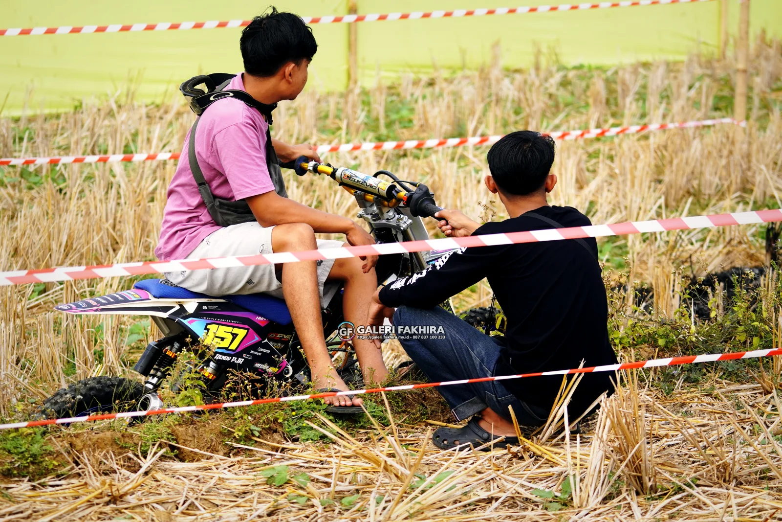 DSC8728 Olahraga Grasstrack AntiCrop