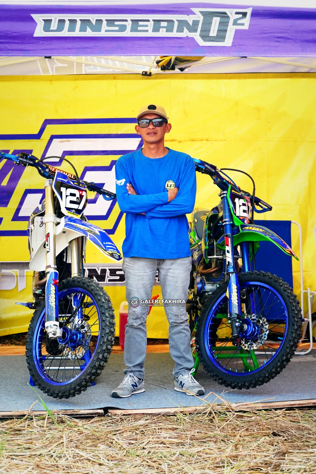 CRF06325 Olahraga Grasstrack AntiCrop