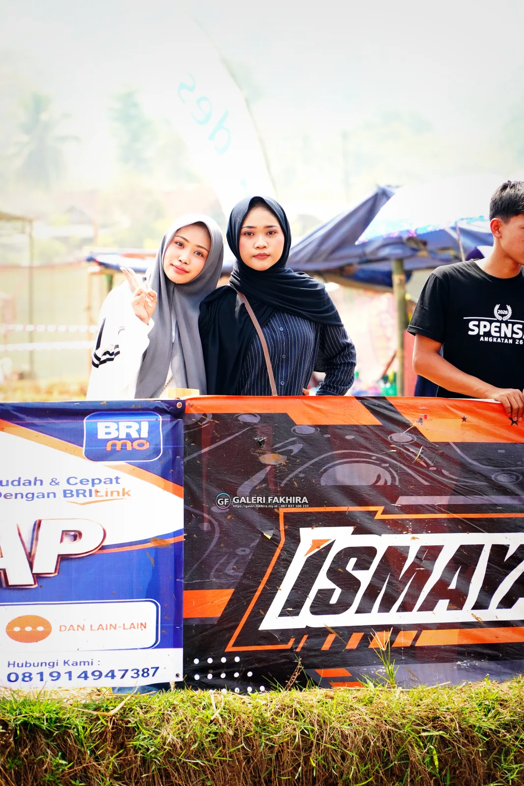 CRF06372 Olahraga Grasstrack AntiCrop