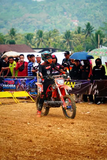 CRF06414