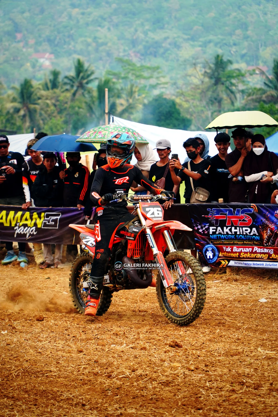 CRF06415