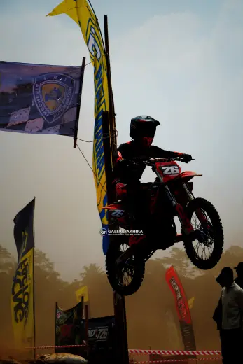 CRF06421