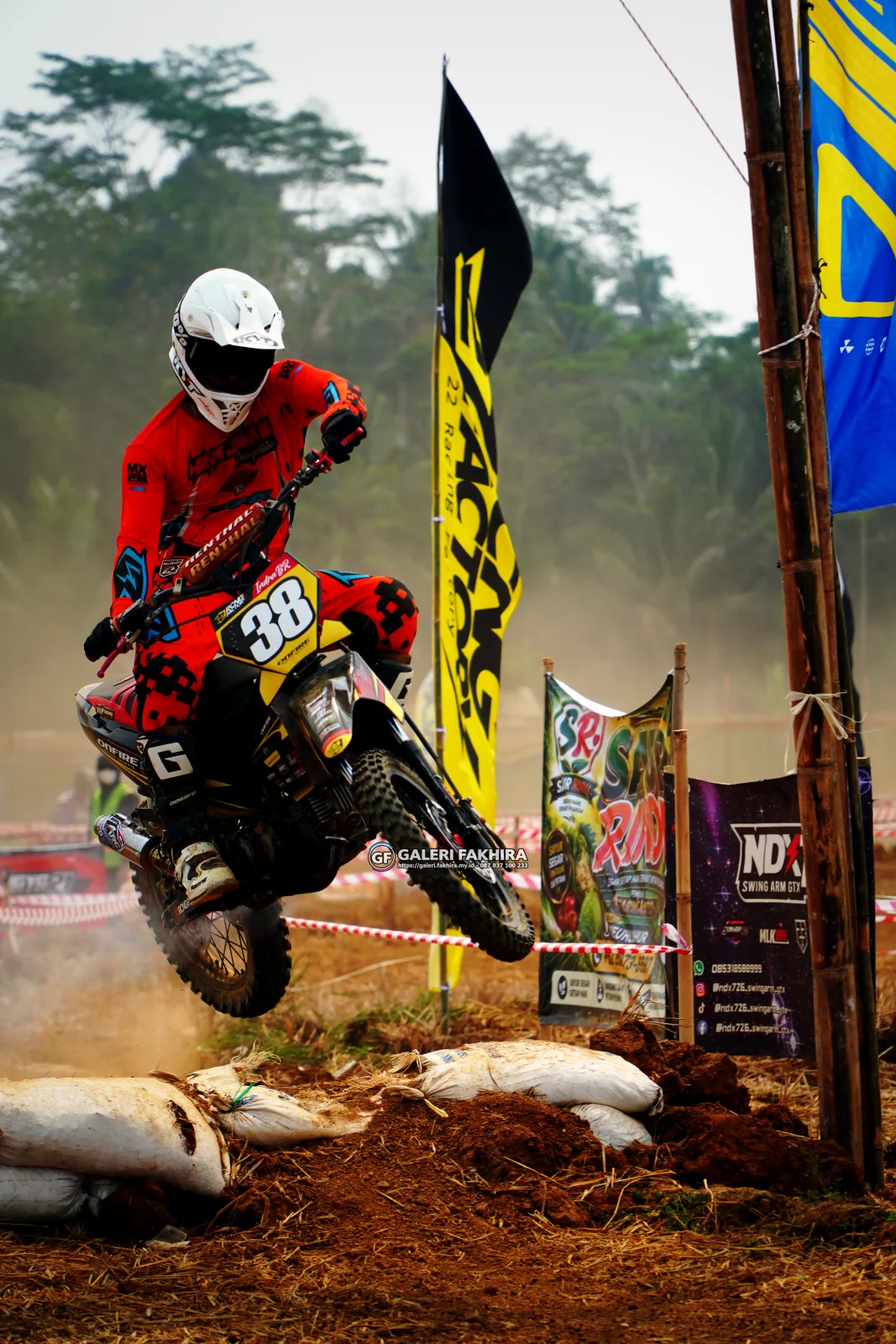 CRF06422