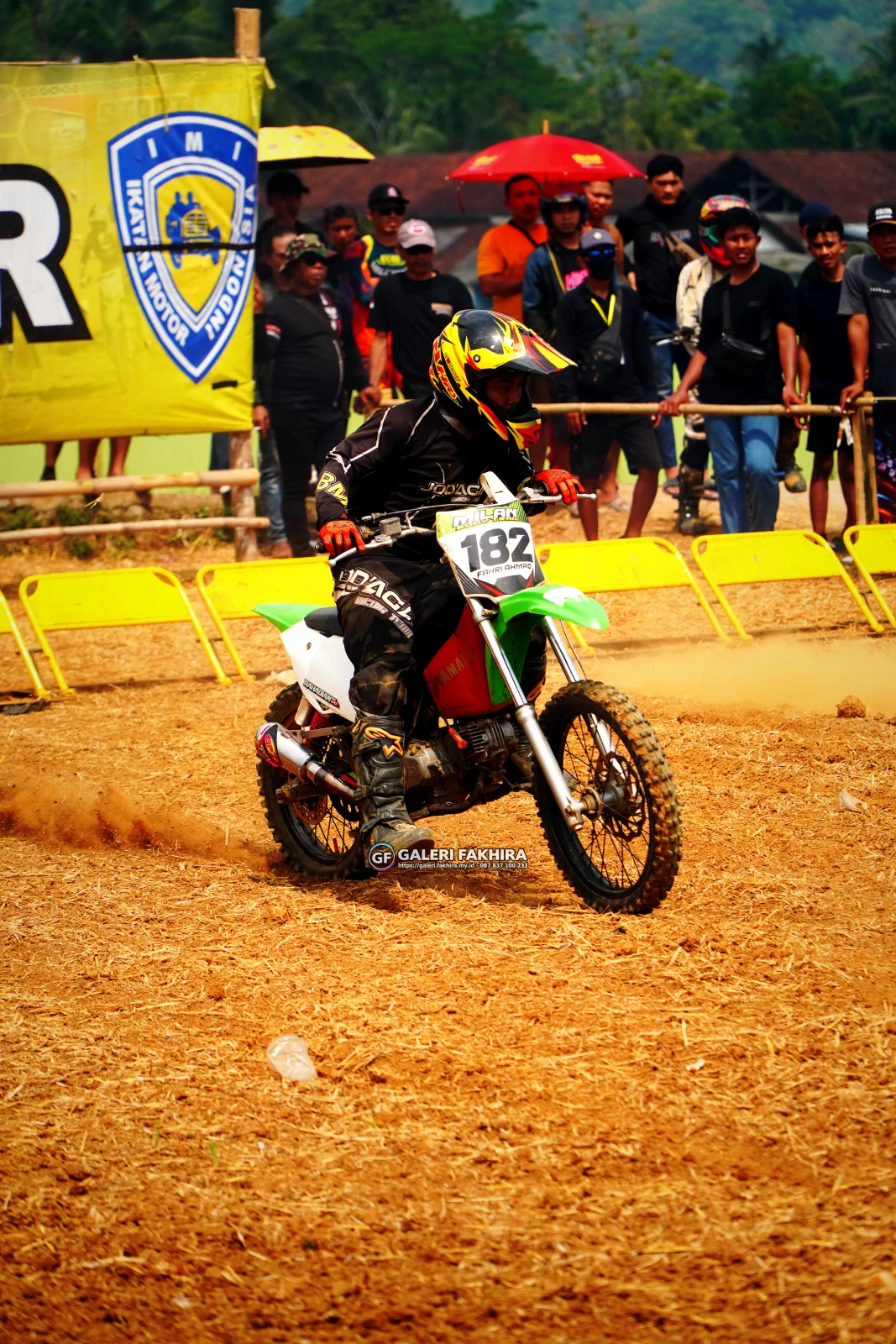 CRF06427