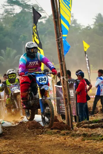 CRF06850
