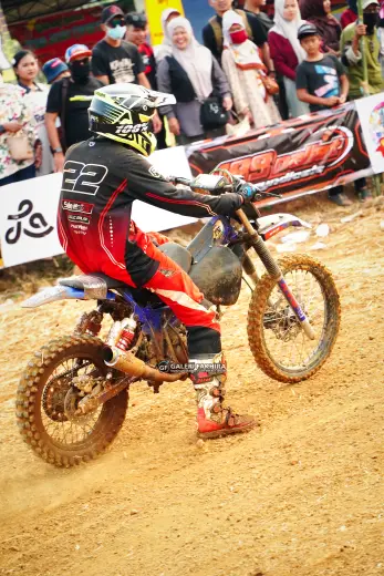 CRF06861