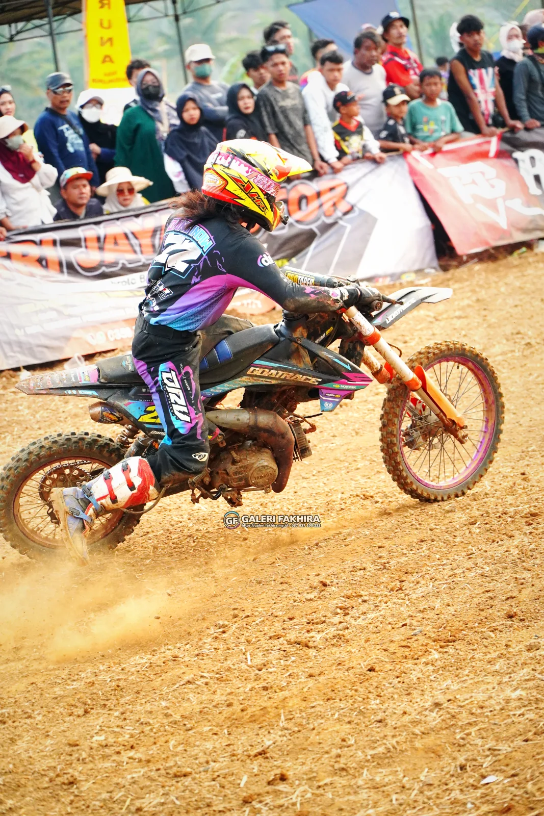 CRF06865