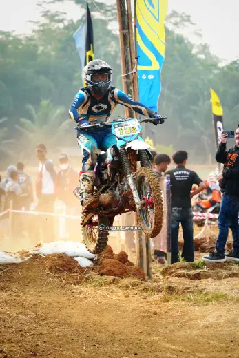 CRF06901