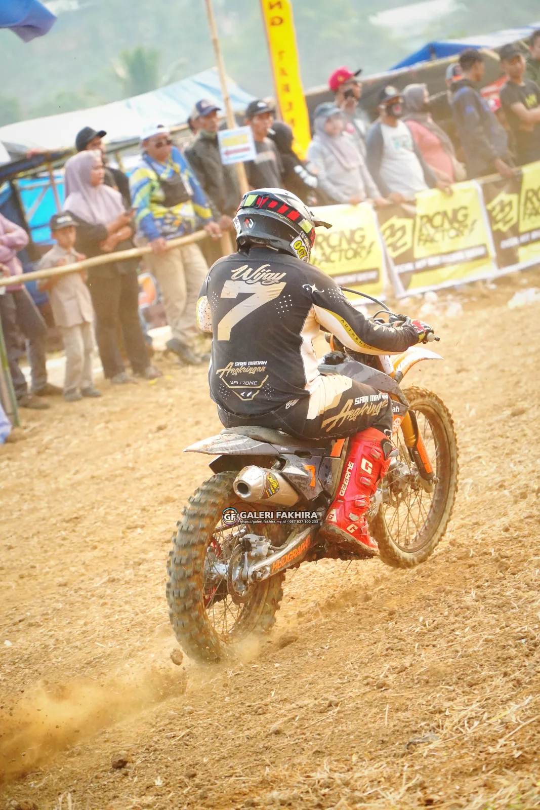 CRF06908