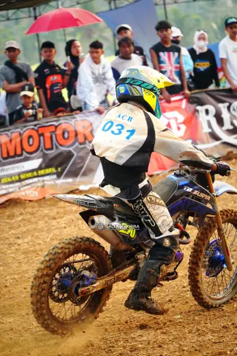 CRF06909