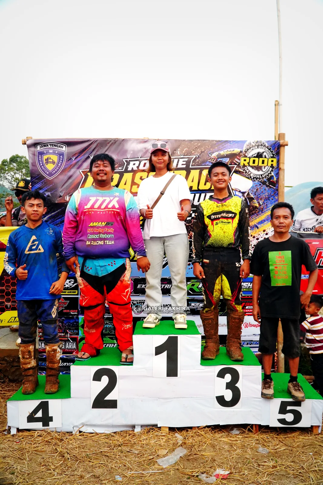 CRF06927