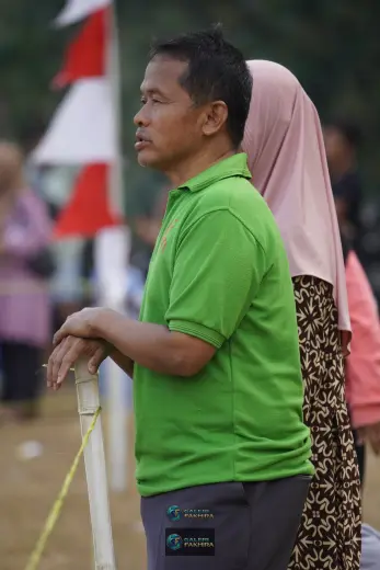 RT01 RW09 VS RT02 RW10 01