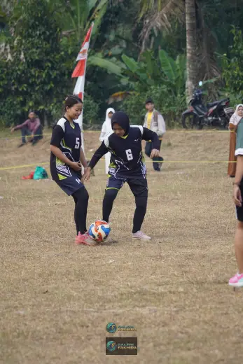 RT01 RW09 VS RT02 RW10 25