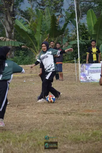 RT01 RW09 VS RT02 RW10 39