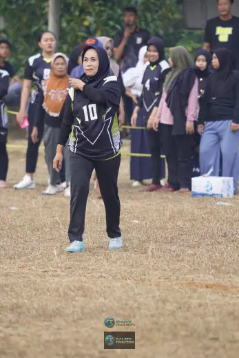 RT01 RW09 VS RT02 RW10 74