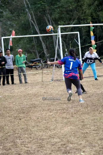 RT01 RW09 VS RT03 RW10 90