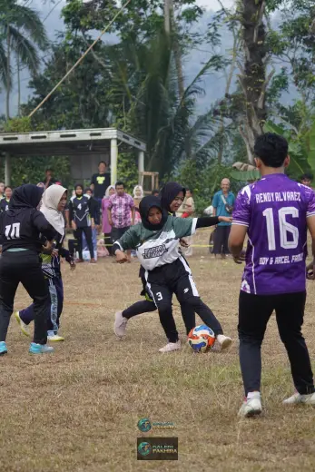RT01 RW09 VS RT02 RW10 83