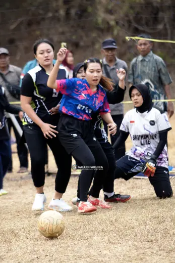RT01 RW09 VS RT03 RW10 142