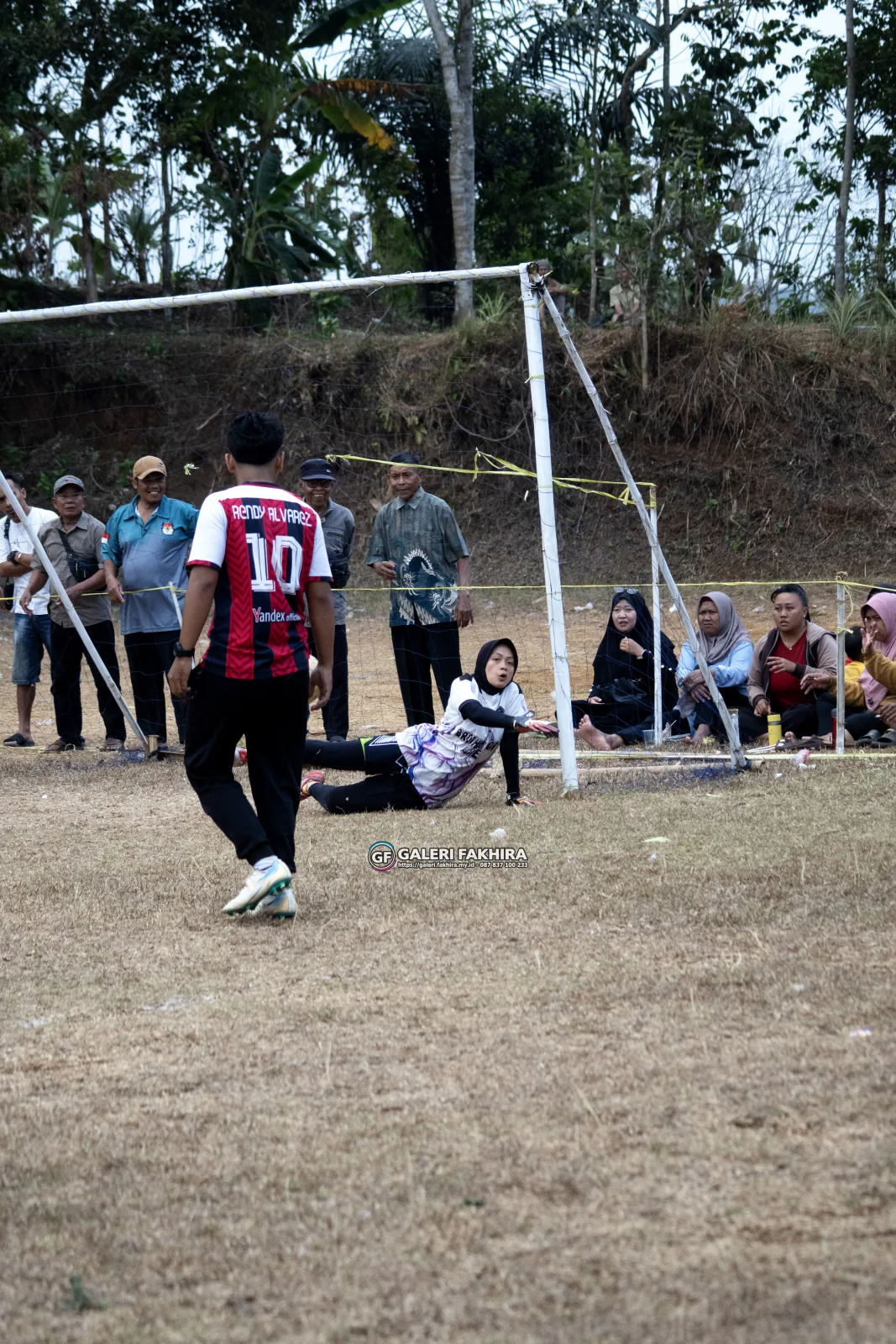 RT01 RW09 VS RT03 RW10 168
