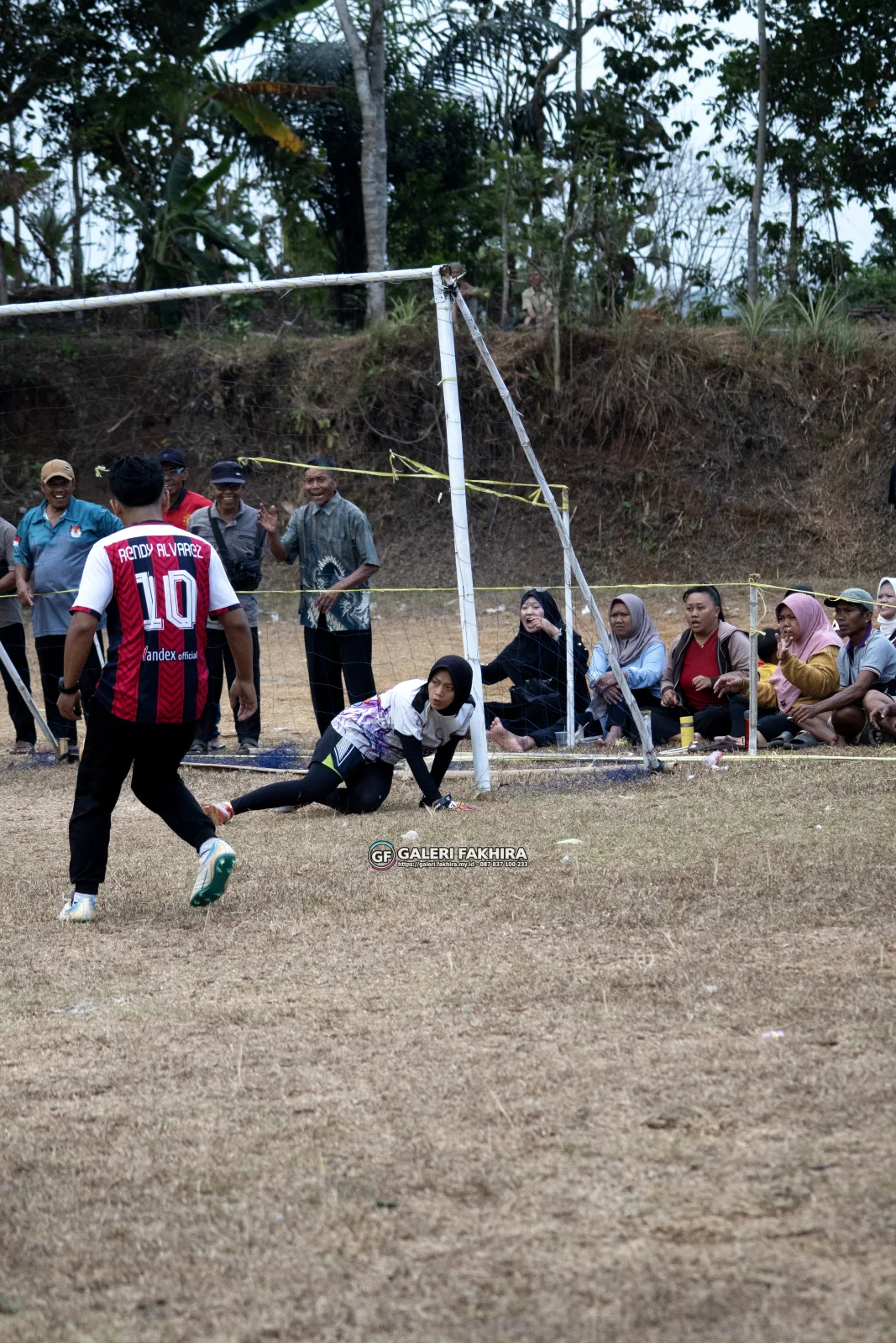 RT01 RW09 VS RT03 RW10 169