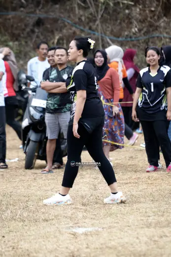 RT01 RW09 VS RT03 RW10 199