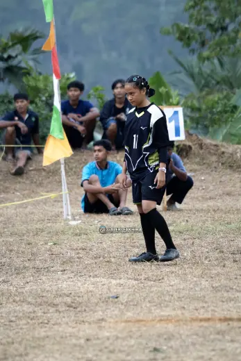 RT01 RW09 VS RT03 RW10 221