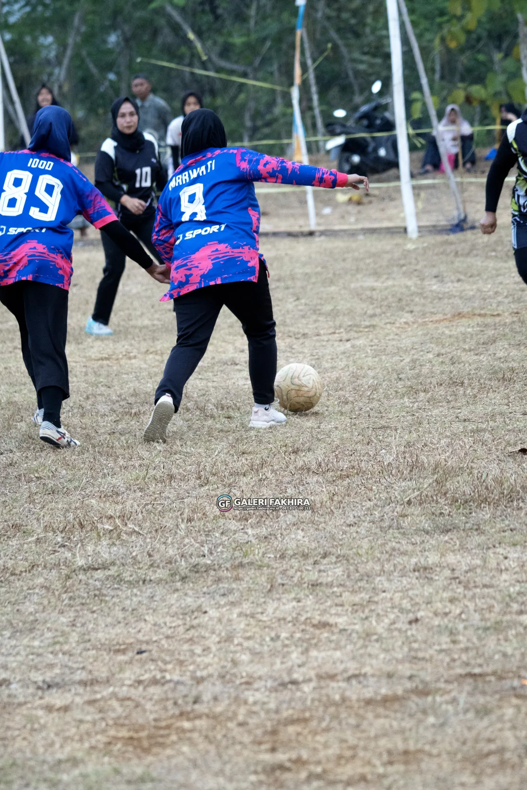 RT01 RW09 VS RT03 RW10 239