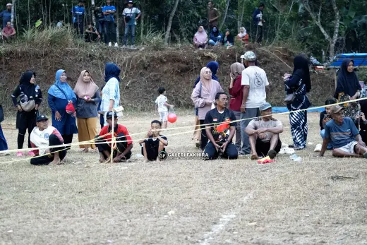 RT04 RW10 VS RT04 RW09 21