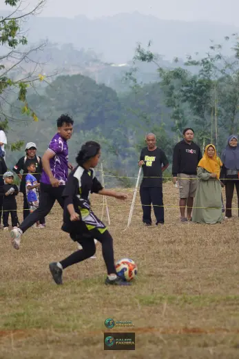 RT01 RW09 VS RT02 RW10 98