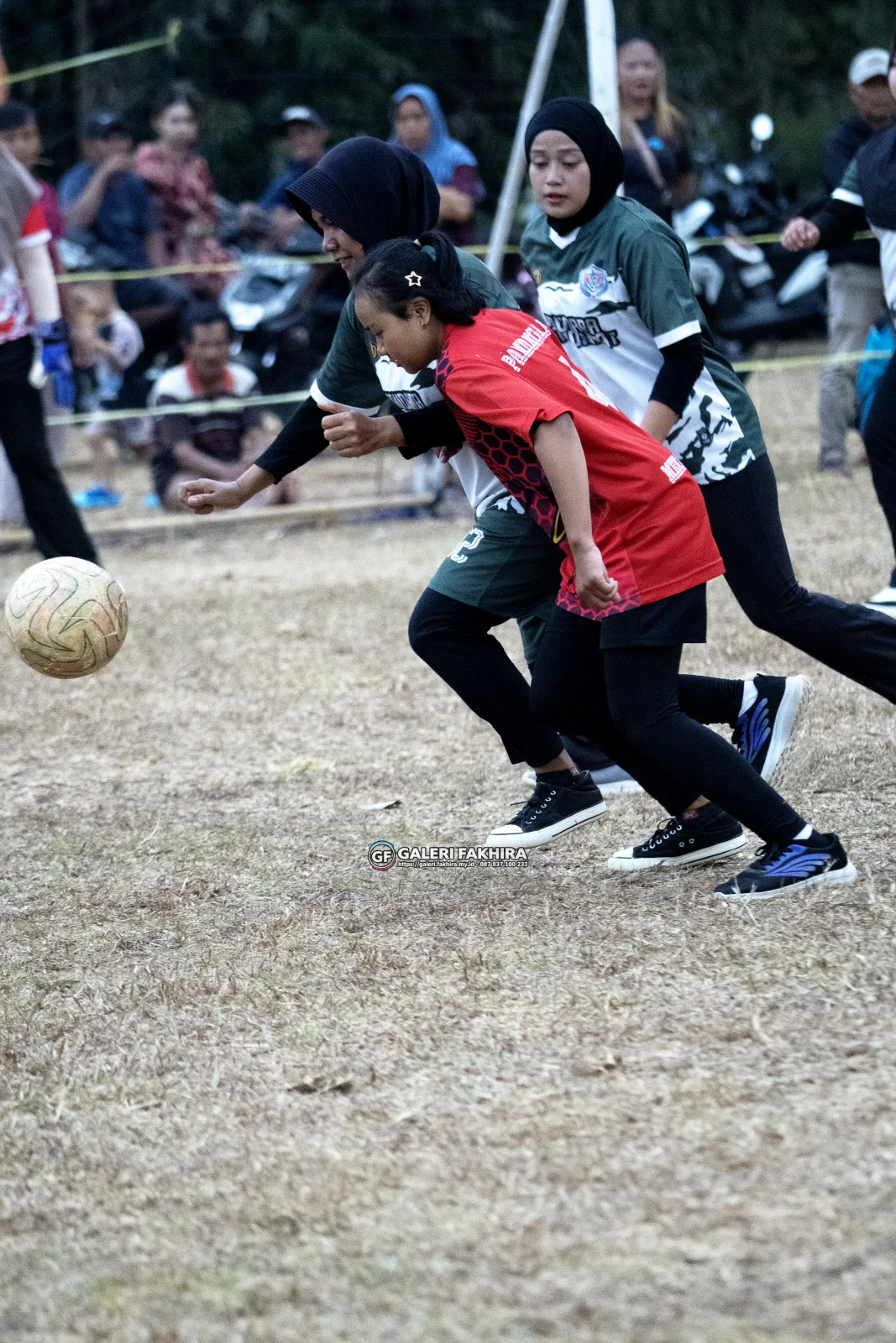 RT04 RW10 VS RT04 RW09 72