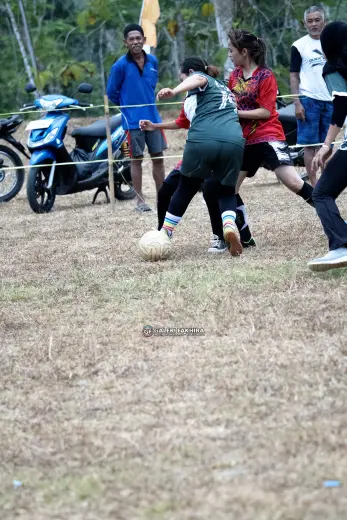 RT04 RW10 VS RT04 RW09 82