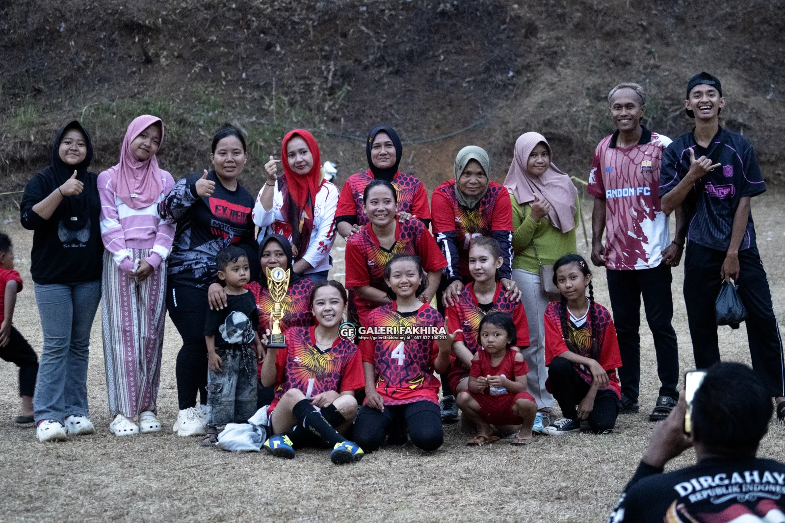 RT04 RW10 VS RT04 RW09 105