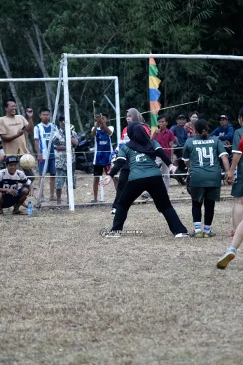 RT04 RW10 VS RT04 RW09 111