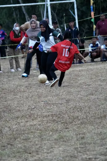 RT04 RW10 VS RT04 RW09 152