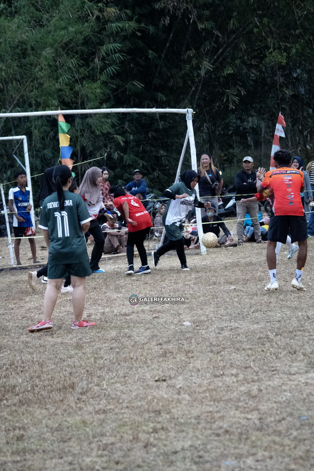 RT04 RW10 VS RT04 RW09 181