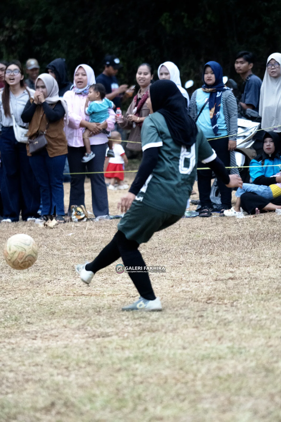 RT04 RW10 VS RT04 RW09 186