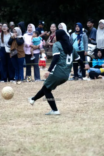 RT04 RW10 VS RT04 RW09 186