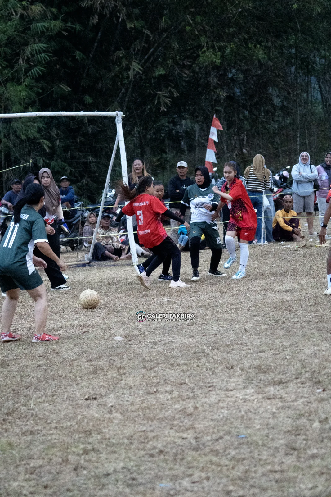 RT04 RW10 VS RT04 RW09 209