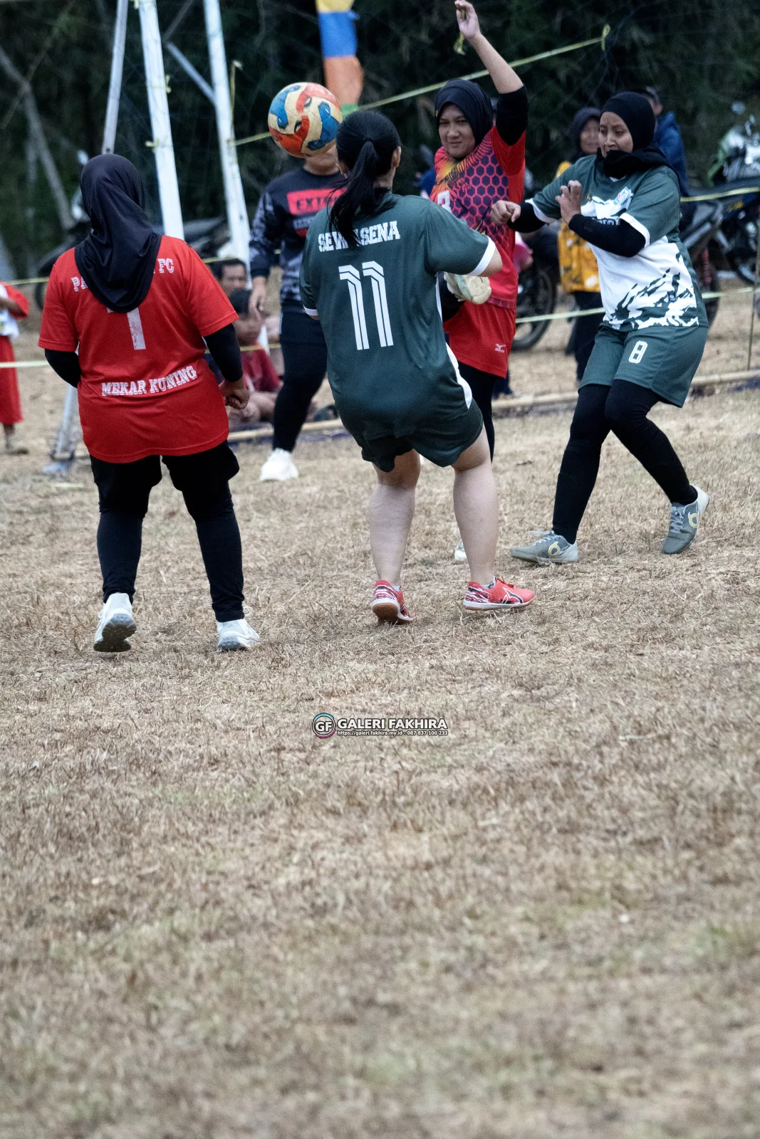 RT04 RW10 VS RT04 RW09 216