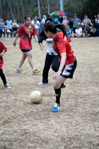 RT04 RW10 VS RT04 RW09 267
