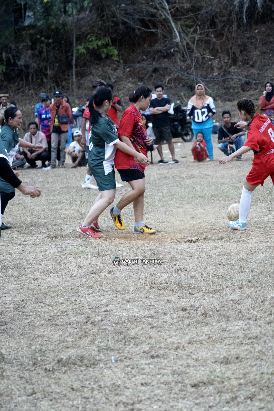 RT04 RW10 VS RT04 RW09 276