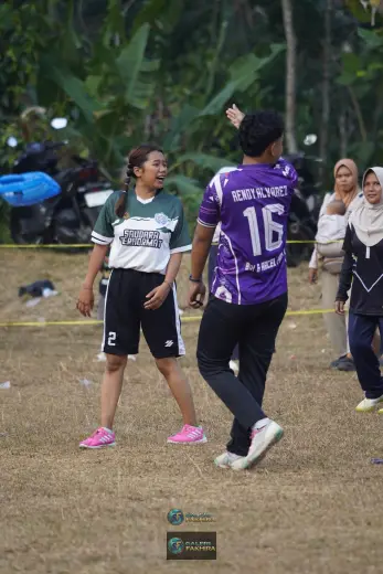 RT01 RW09 VS RT02 RW10 124