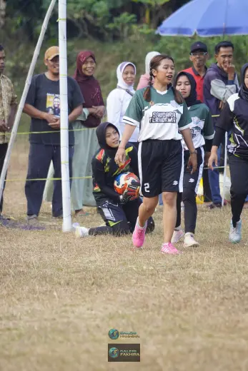 RT01 RW09 VS RT02 RW10 127