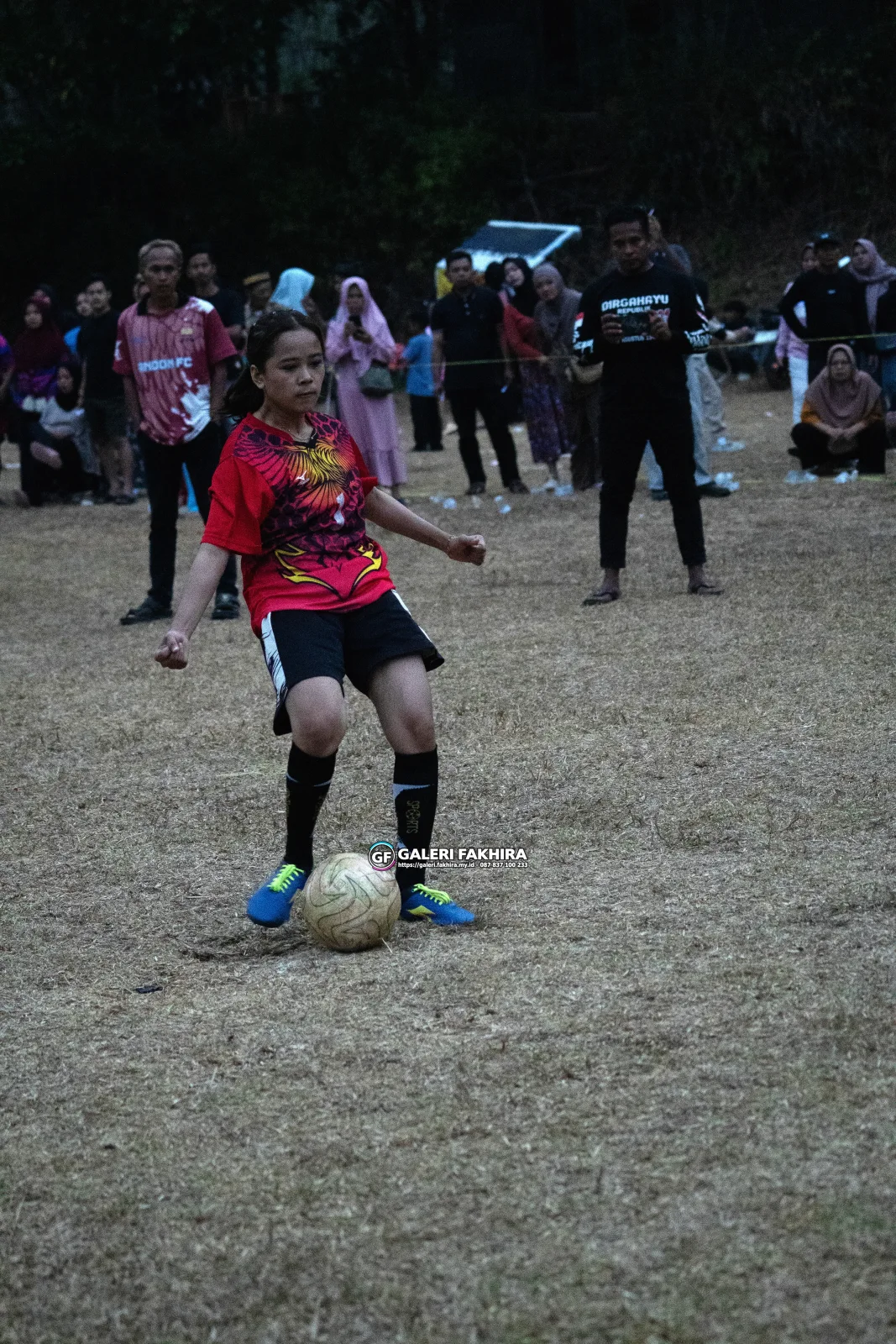 RT04 RW10 VS RT04 RW09 327