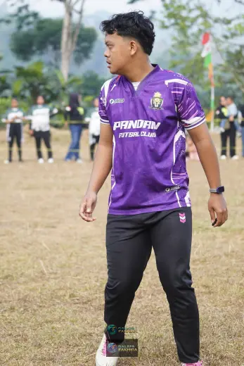 RT01 RW09 VS RT02 RW10 133